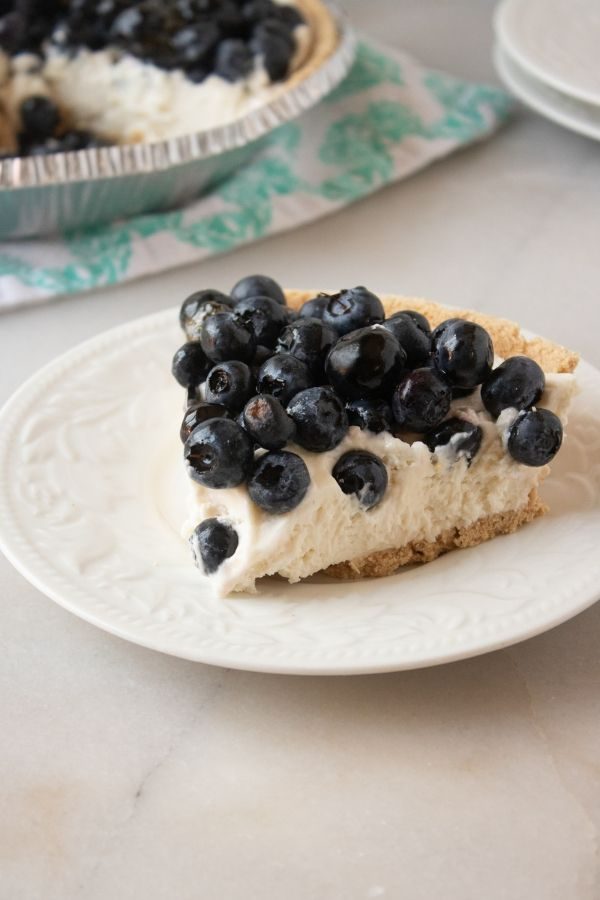 No Bake Blueberry Cream Cheese Pie