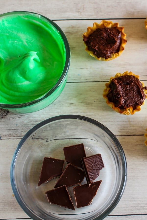 how to make mint brownie phyllo bites
