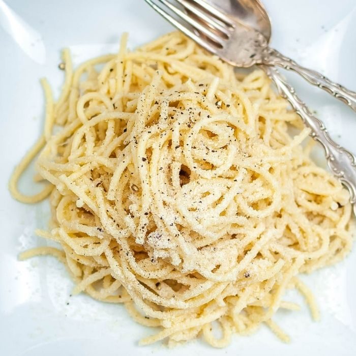4 Ingredient Cacio e Pepe