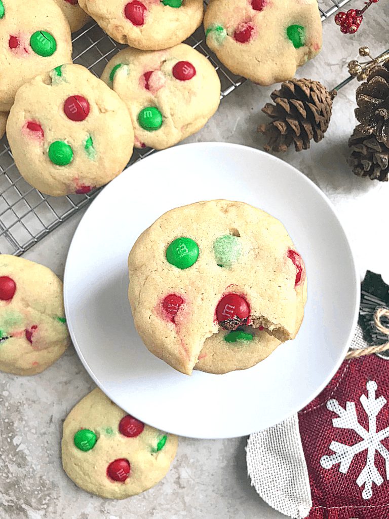 78+ Of The Christmas Desserts To Make This Season