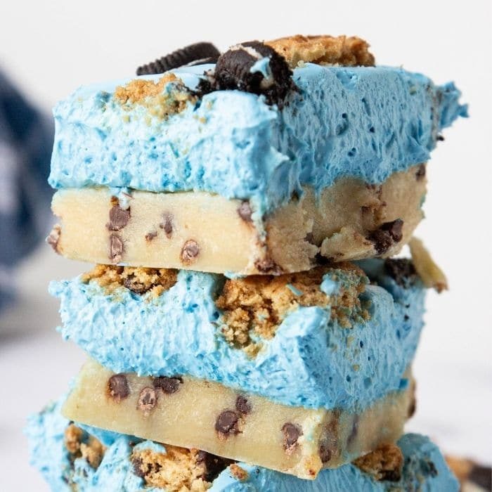 Cookie Monster Cheesecake Bars