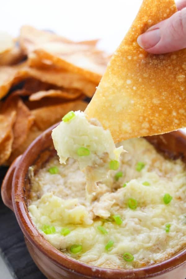 Crab Rangoon Dip with Wonton Chips