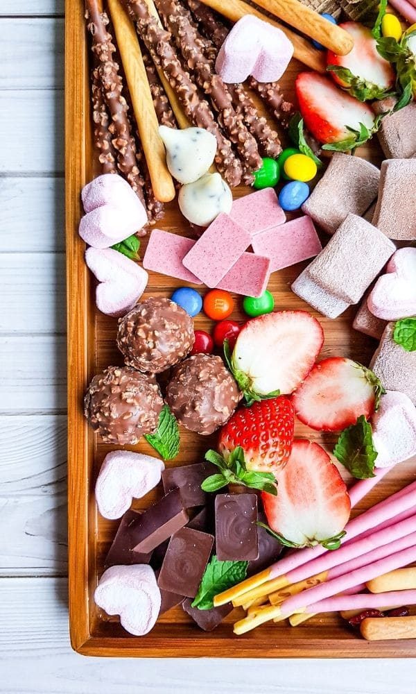 dessert board tray