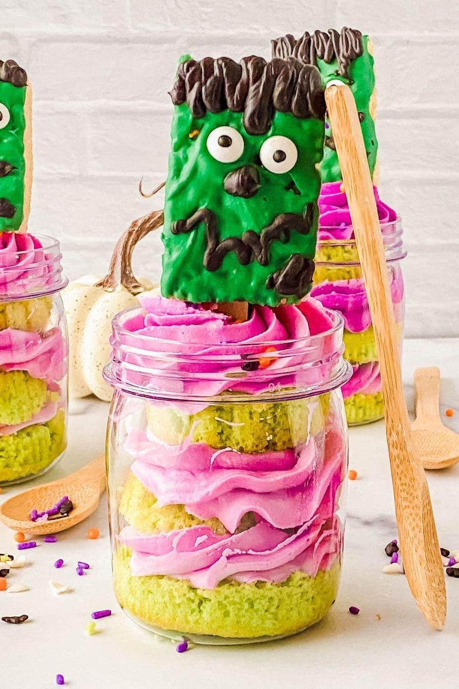 Halloween Frankenstein cupcake in a jar