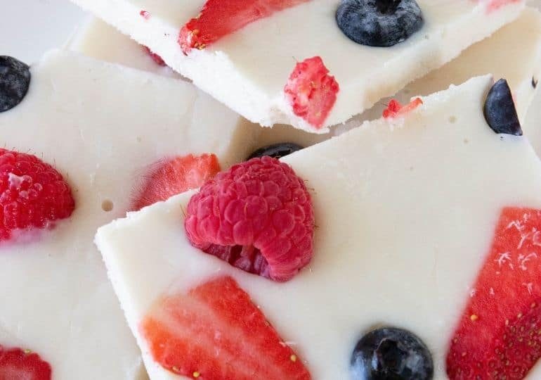 Frozen Yogurt Bark – lighter Snack Idea