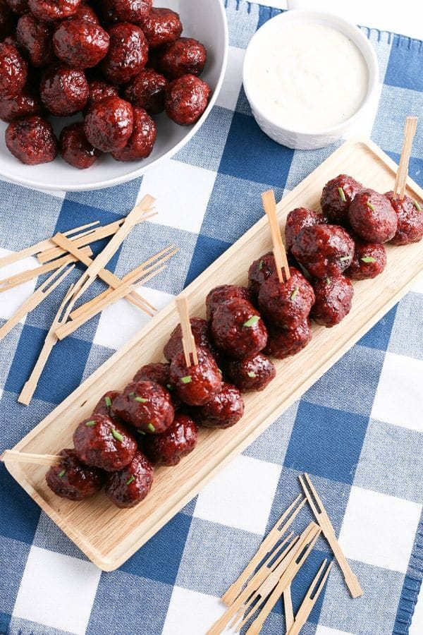 3 Ingredient crockpot Grape Jelly Meatballs