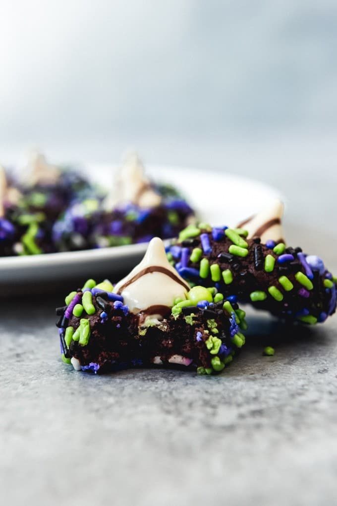 22 Spooktacular Halloween Cookies