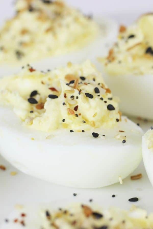 Instant Pot Deviled Eggs – Everything Bagel Deviled Eggs
