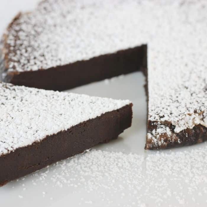 2 Ingredient Instant Pot Nutella Cake