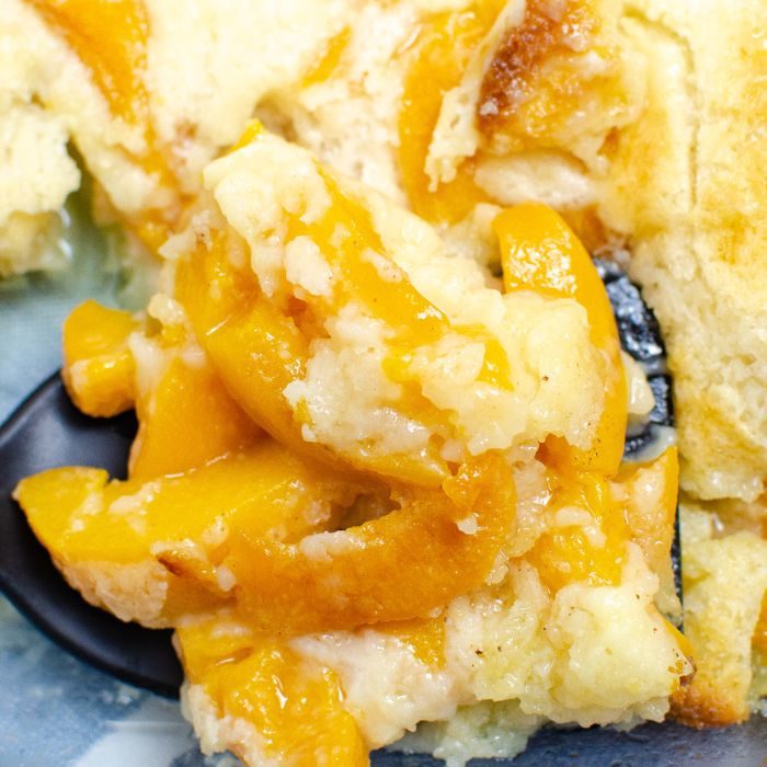 Peach Cobbler with Canned Peaches