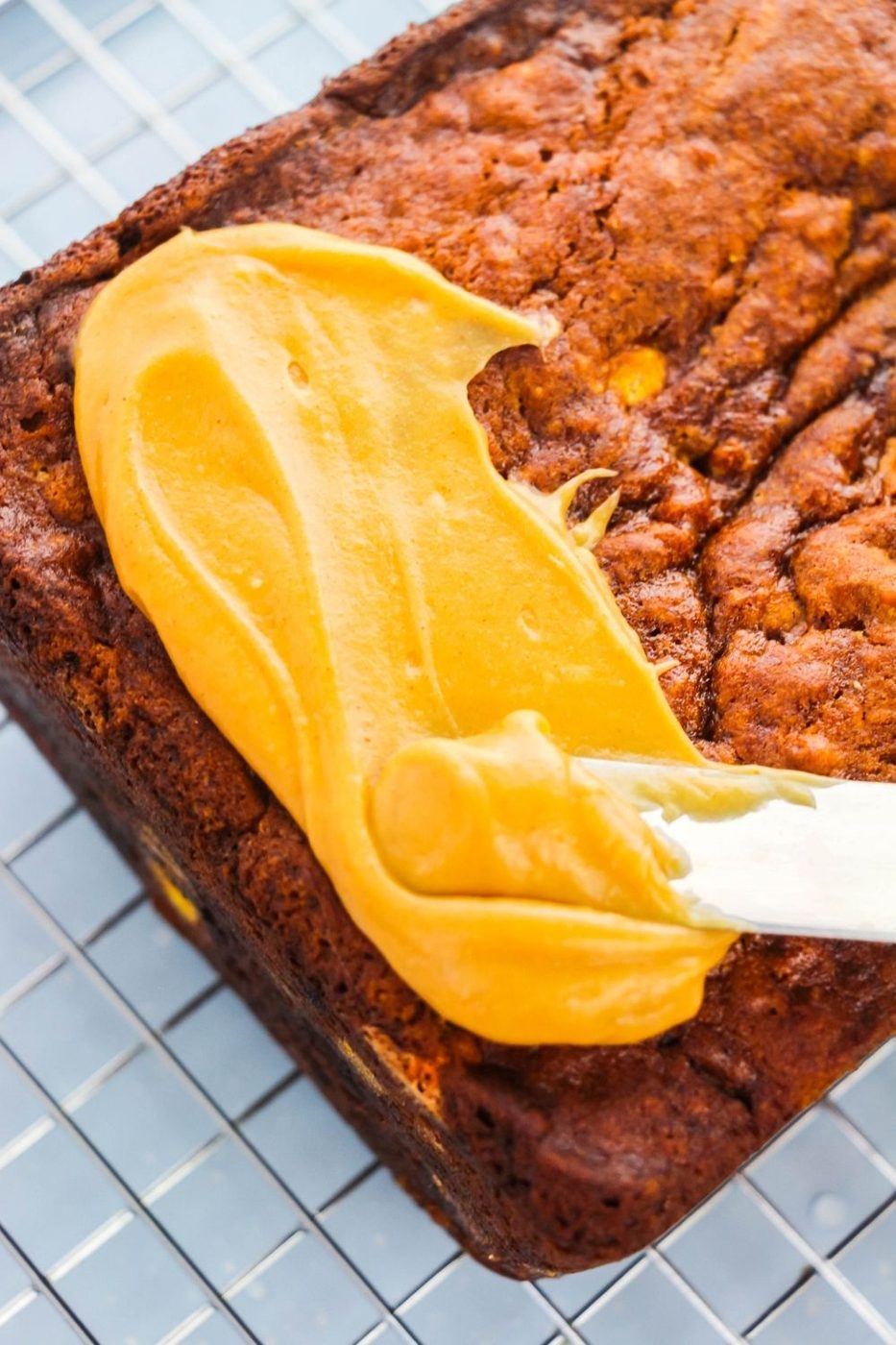 frosting banana bread