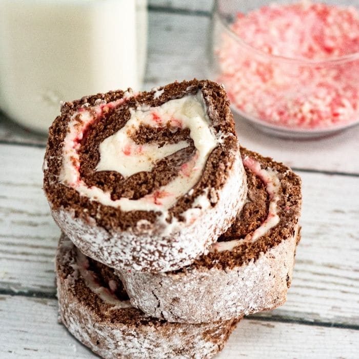 Peppermint Swiss Roll Cake
