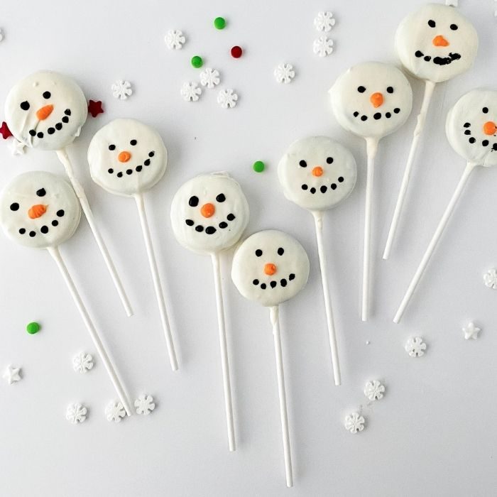 Snowman Christmas Oreos – No Bake