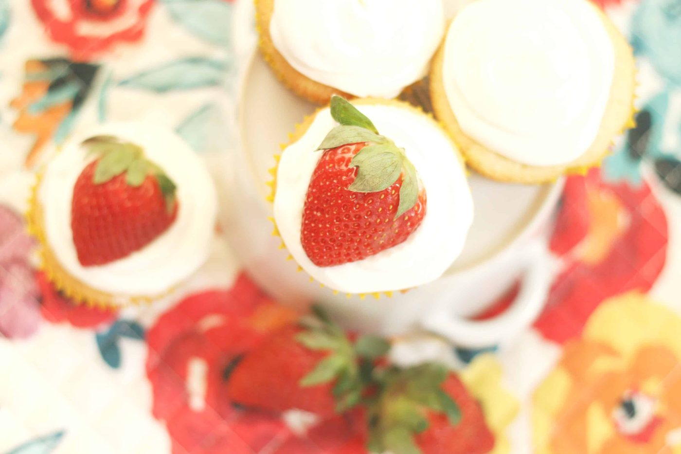 Strawerries and Cream Cupcakes