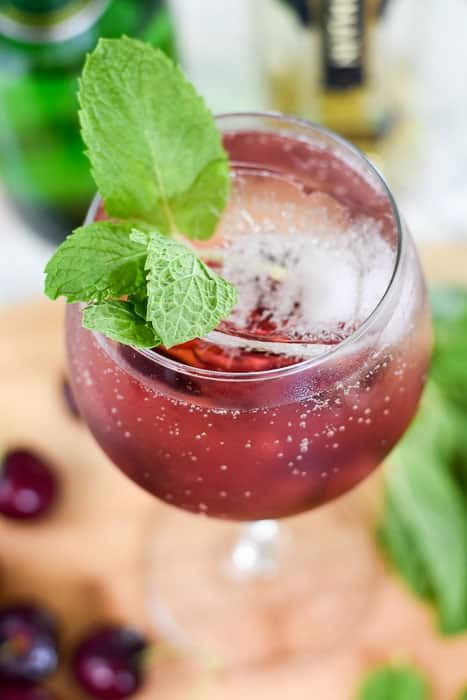 40 Mouthwatering Summer Cocktails