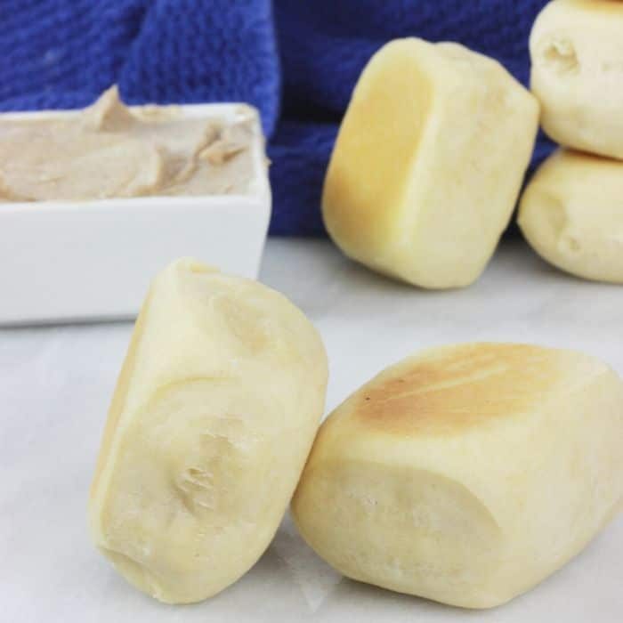 Texas Roadhouse Rolls and Cinnamon Butter