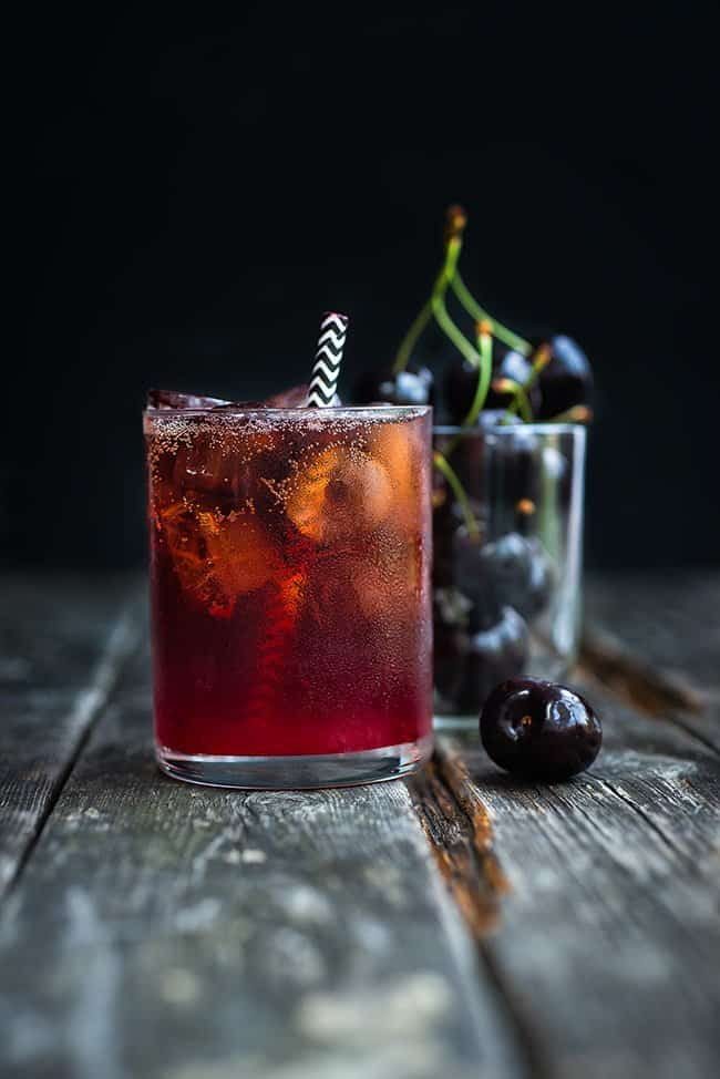15 Whiskey Mixed Drinks Everyone Needs To Try