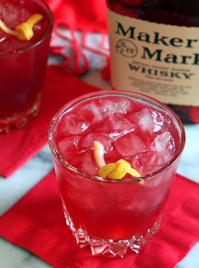 15 Whiskey Mixed Drinks Everyone Needs To Try