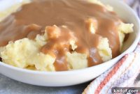 Your Definitive Guide to Making Unforgettable Gravy Any Day of the Year