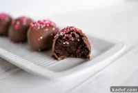 Fudgy No-Bake Brownie Truffles