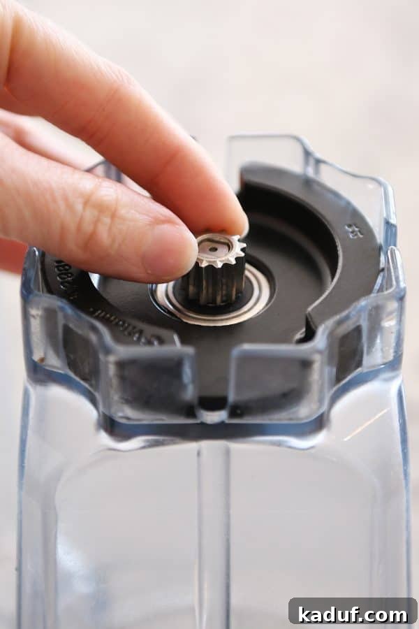 Driveshaft pre-twist tip for blender longevity