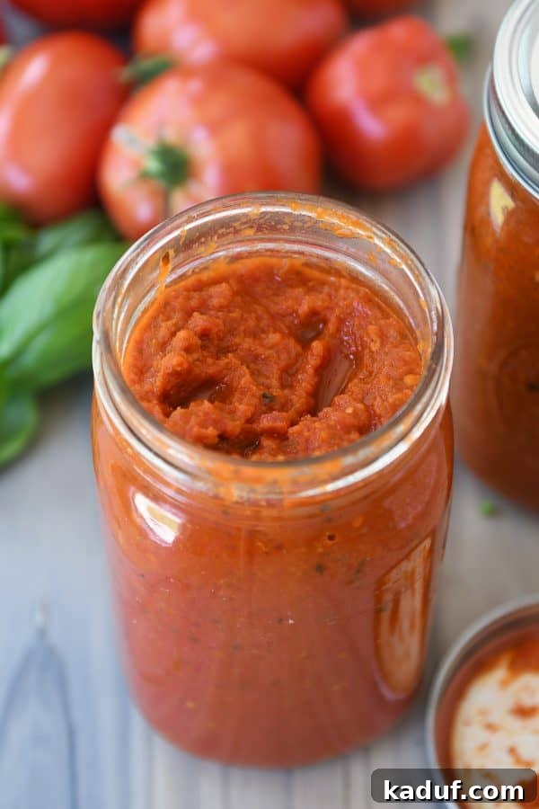 DIY Homemade Canned Spaghetti Sauce Step by Step 2 Homemade canned spaghetti sauce in quart jar.